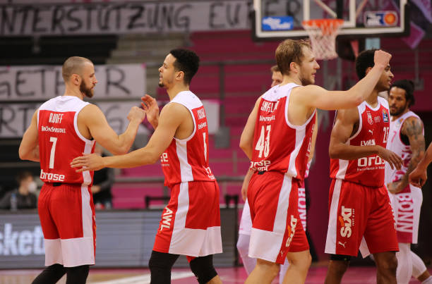 他并没有急 他并没有急