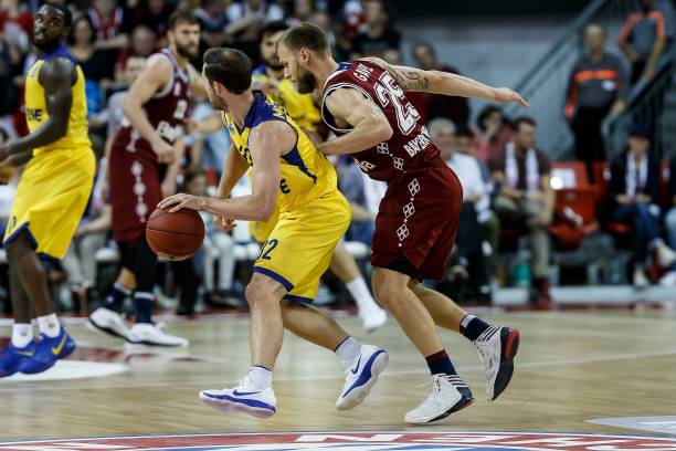 引入了多位 引入了多位